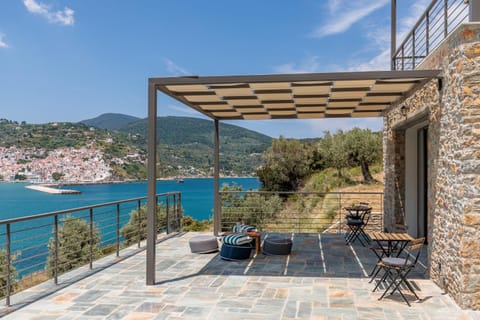 Natural landscape, Balcony/Terrace, Sea view