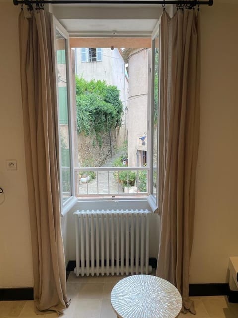 Maison de village 3 chambres avec petite terrasse House in Gassin