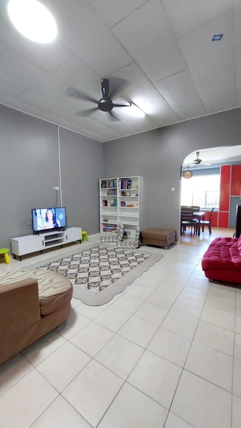 Teratak Azhan Homestay House in Malacca