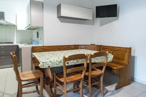 SE009 - Senigallia, trilocale sul mare con spiaggia Apartment in Senigallia