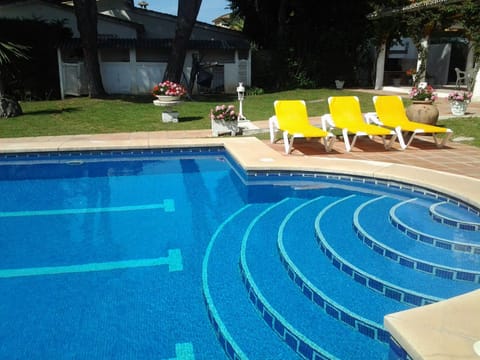 Pool view, Swimming pool