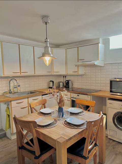 Dining area, stove, kitchen