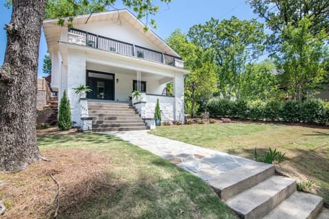 Historic Designer Home W Games & Walkable! House in Birmingham