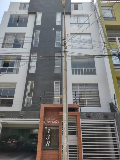 Hospedaje Libertador San Martín - Dpto. entero # 1 Apartment in Trujillo