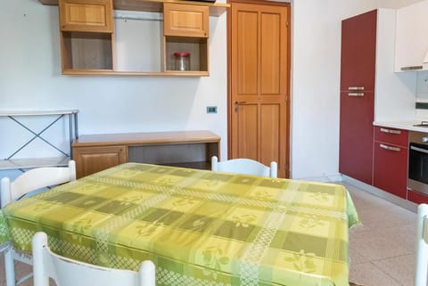 SE010 - Senigallia, bilocale sul mare con spiaggia Apartment in Senigallia