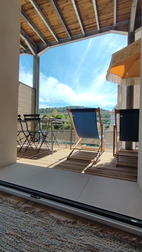 Patio, Day, Natural landscape, View (from property/room), Balcony/Terrace, Beach, Sea view, sunbed