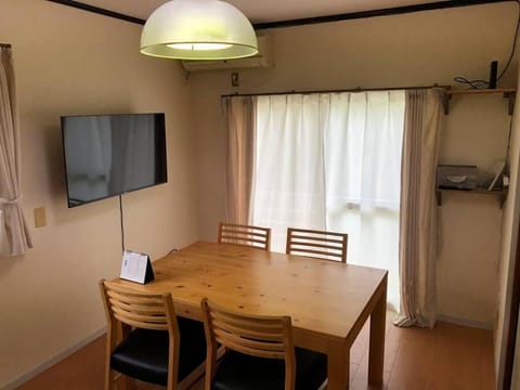 TV and multimedia, Living room, Dining area