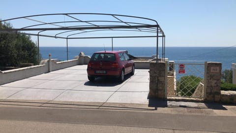 TERRAZZE SUL MARE DI CASTRO Apartment in Castro