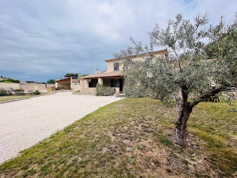 Le Mas de Maellou - Maison de vacances en Drôme Provençale House in Valréas