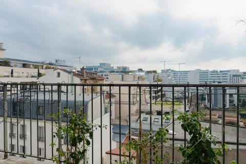 Property building, View (from property/room), City view