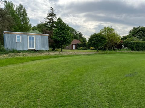 Cornwallis shepherds hut Campground/ 
RV Resort in Tendring District