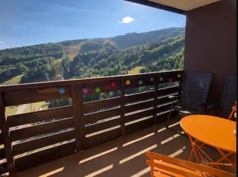 Day, Natural landscape, View (from property/room), Balcony/Terrace, Balcony/Terrace, Mountain view