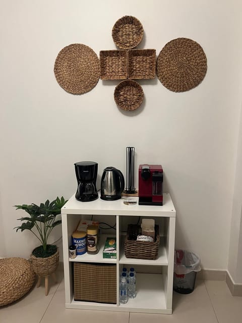 Coffee/tea facilities, minibar