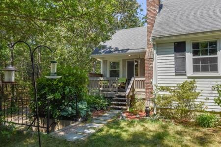 Quiet Location Near Oceanside Beaches House in Eastham