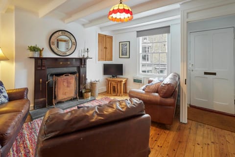 Living room, Seating area, flat iron