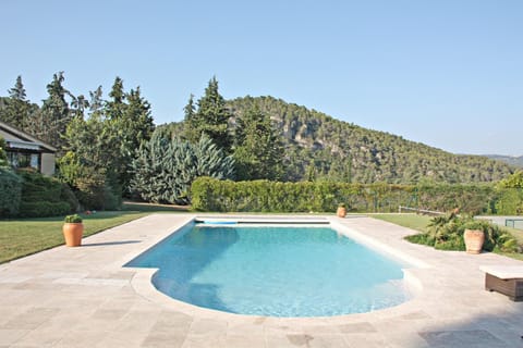 Villa Panorama - Grande bastide privée avec piscine, jacuzzi et tennis Moradia in Salernes