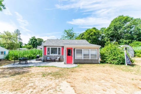 Newly Renovated Cottage on Town Cove House in Orleans