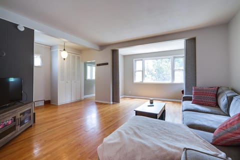 Pet-Friendly Saint Paul Home - Near Allianz Field! Haus in Saint Paul