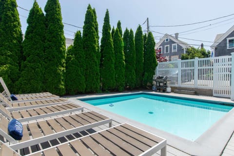 Condo with Wading Pool Dog Welcome House in Provincetown