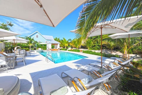 Mango Cottage by Grand Cayman Villas & Condos House in West Bay