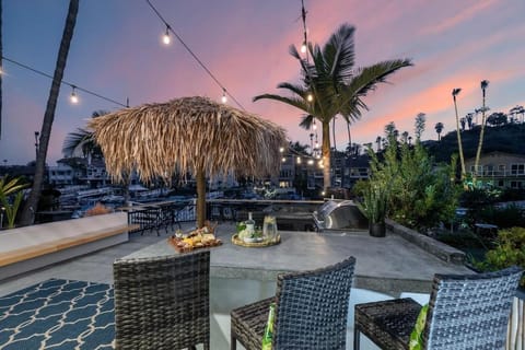 New Blue Lagoon Vacation Rental Remodeled Waterfront Haus in Carlsbad
