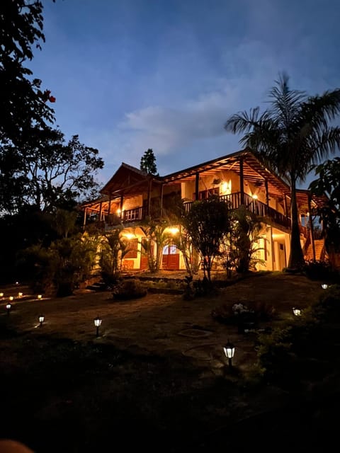 Villa Higueras House in Santander, Colombia