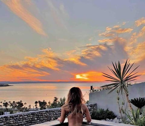 Natural landscape, Sea view, Sunset, group of guests