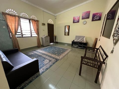 Mak Ani Homestay House in Terengganu, Malaysia