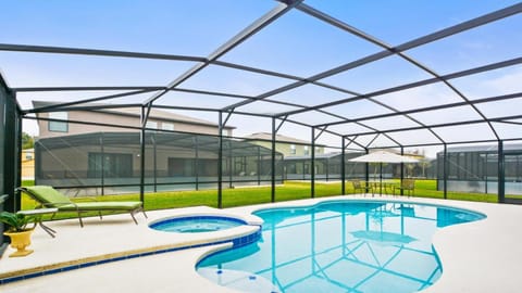 1150cpb - Fantastic Pool Villa With Game Room Villa in Loughman
