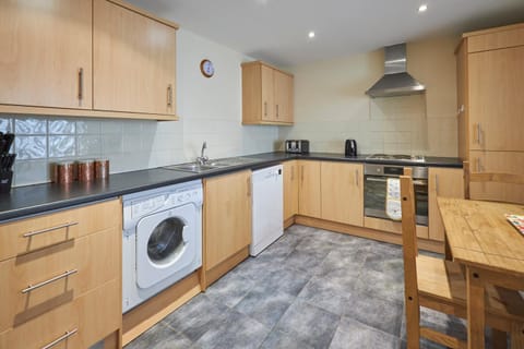 Host & Stay - Scotsgate House Condo in Berwick -upon Tweed Bridge