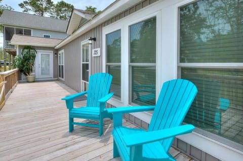 Sea Glass House in Oak Island