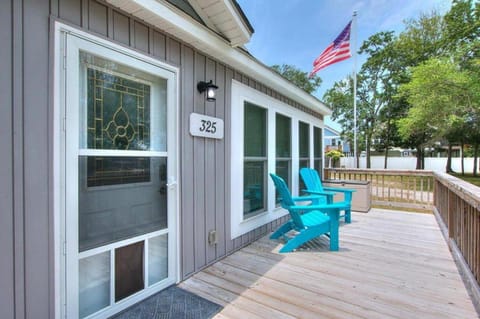 Sea Glass House in Oak Island