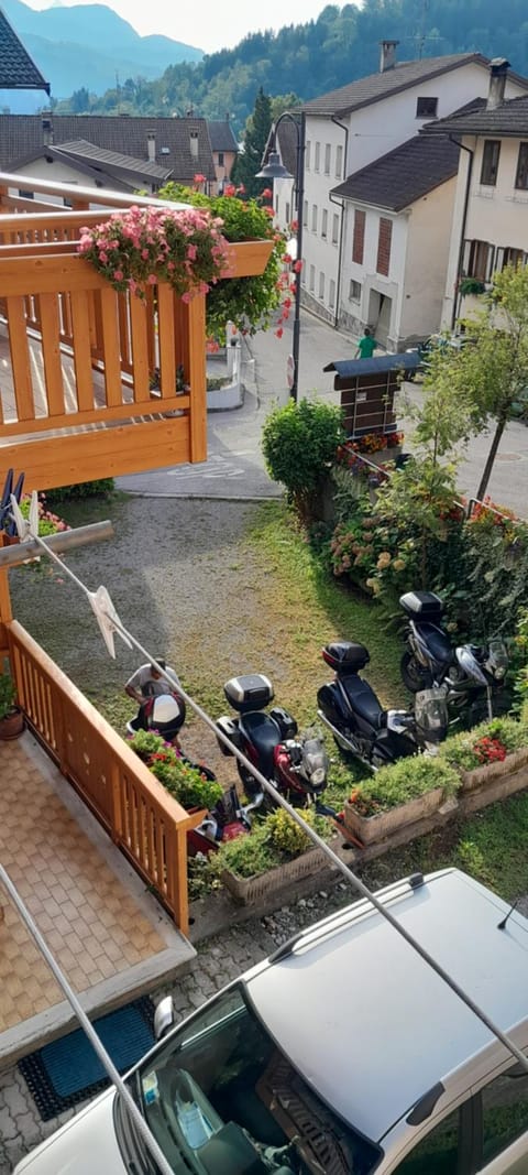 Street view, Parking