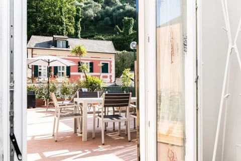 Balcony/Terrace, Garden view