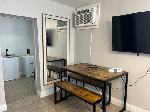 Coral Gable Studio w/Free Wifi & Parking Eigentumswohnung in Coral Gables