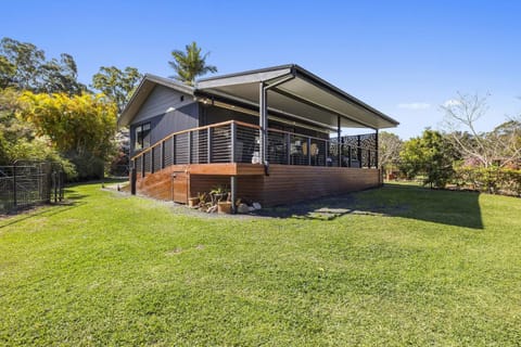 Country Club Retreat Bed and Breakfast in Woolgoolga