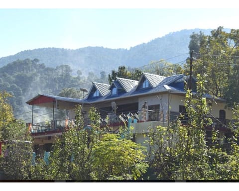 Property building, Natural landscape, Mountain view