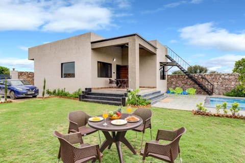 StayVista's La Villa Farm - Tranquil Retreat with Outdoor Pool, Games & Terrace Farm Stay in Jaipur