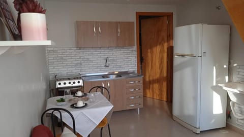 Kitchen or kitchenette, pet friendly