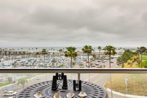 Oceanside Vacation Rental with Beach Access! Condominio in Oceanside