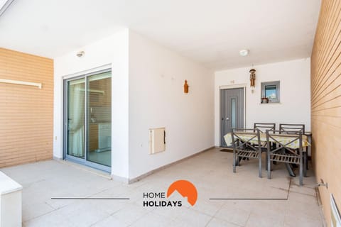 #160 Parking with Pool and Garden in Private Condo Haus in Olhos de Água