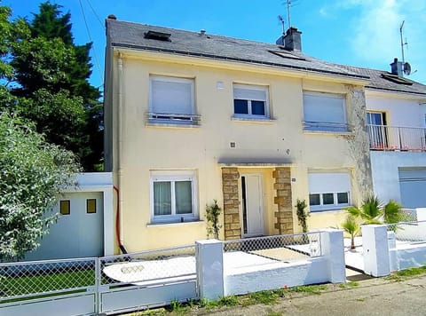 Suite Le STUDIO MANGUE - Cosy & Vue sur le jardin - plages à proximité Apartment in Saint-Nazaire