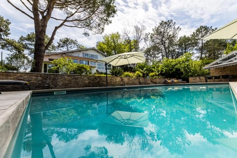 SERENITY - KEYWEEK Bidart swimming pool villa Chalet in Bidart