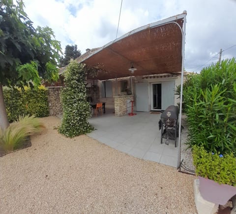 La maison du petit écolier House in L'Isle-sur-la-Sorgue