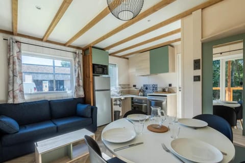 Camping Domaine Saâne et Mer Campground/ 
RV Resort in Normandy