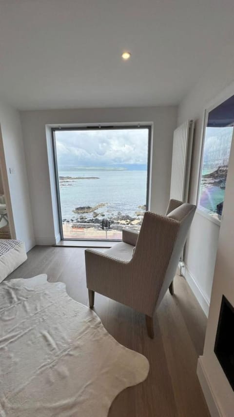 Natural landscape, Seating area, Bedroom, Sea view