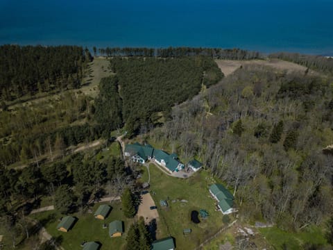 Neighbourhood, Bird's eye view