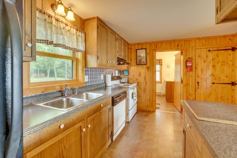 Lake Champlain Vacation Rental with Boat Dock! House in Georgia