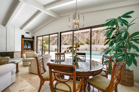 Indian Wells Vacation Rental Home in 55 and Community Haus in Indian Wells