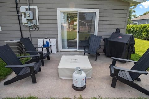 Patio, Day, Garden, Living room, Garden view